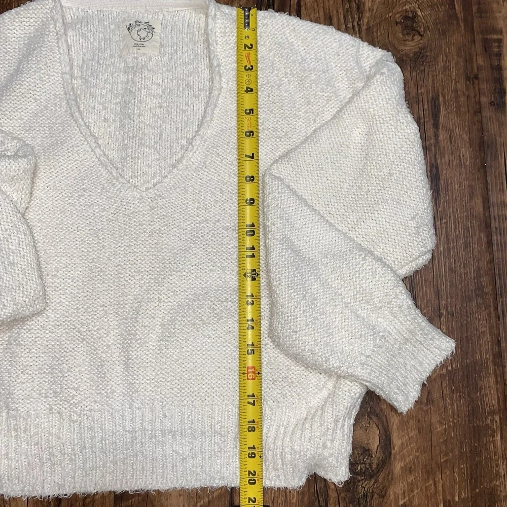 Free People Cream Slouchy V Neck Pullover Theo Sweater Womens Small